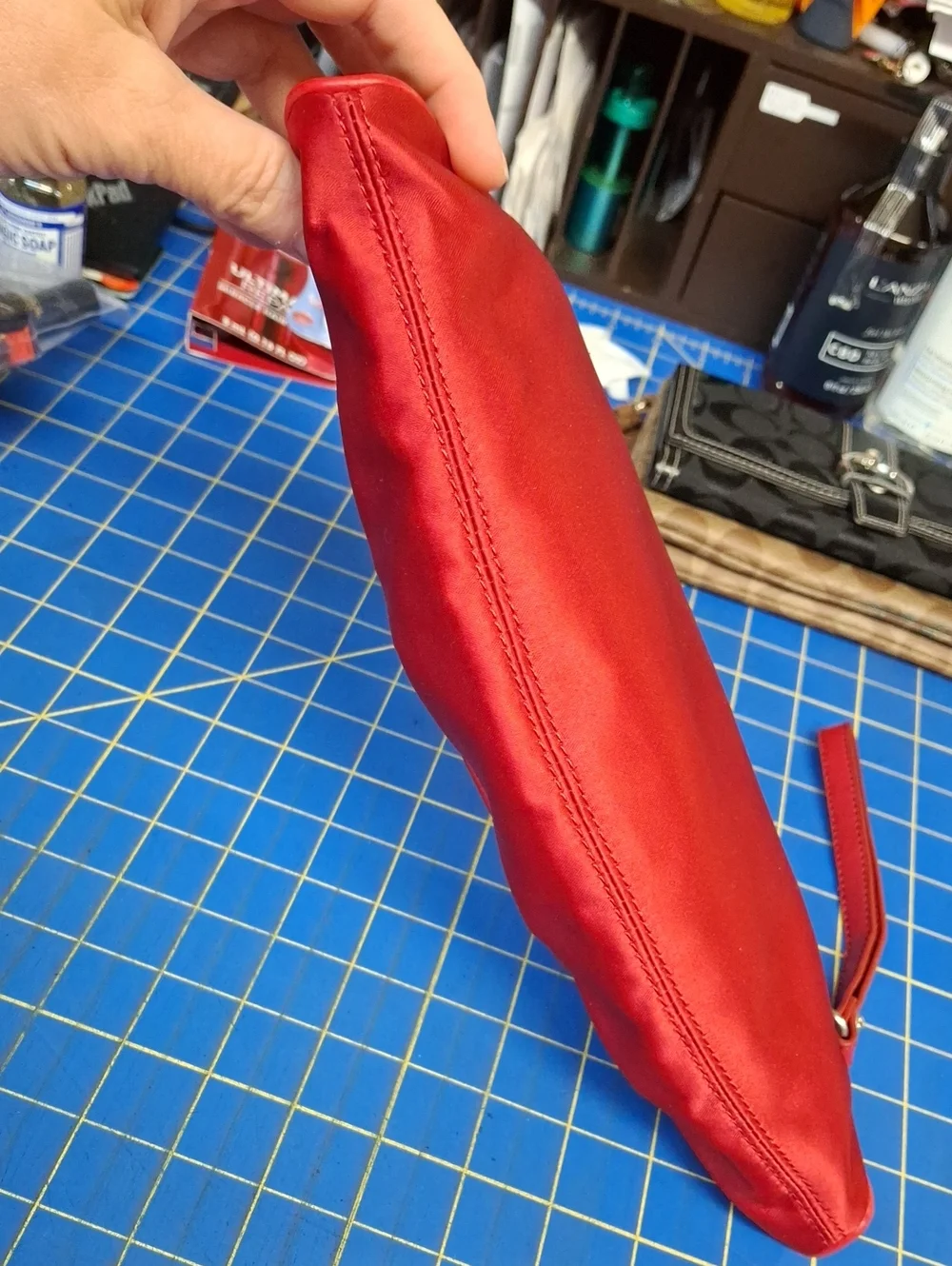 New York & Co. Red Satin Wristlet Clutch 12.5x5.5x1.25 Preloved